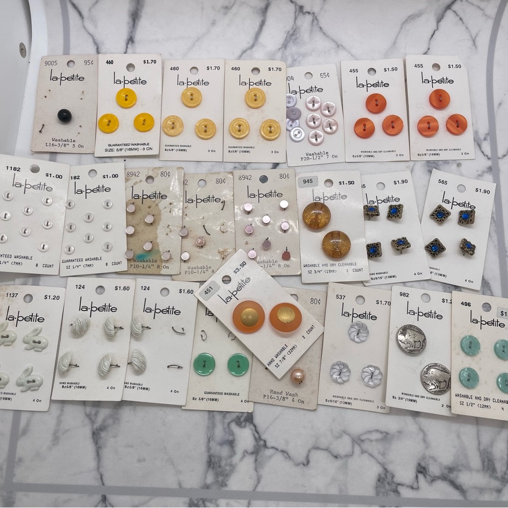La Petite Button Collection Vintage Novelty Sewing Accessories